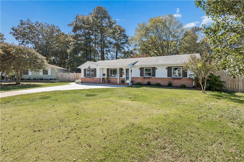 4363 S Fir Court Property Photo 3