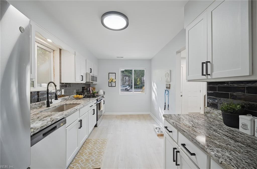 5 Lydney Cir Property Photo 8
