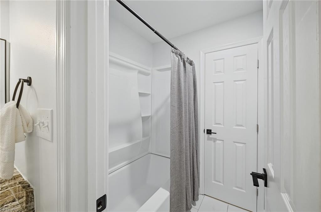 5 Lydney Cir Property Photo 15