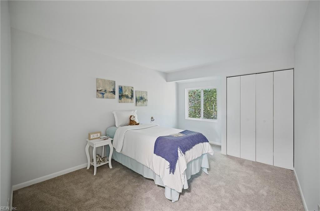 5 Lydney Cir Property Photo 16