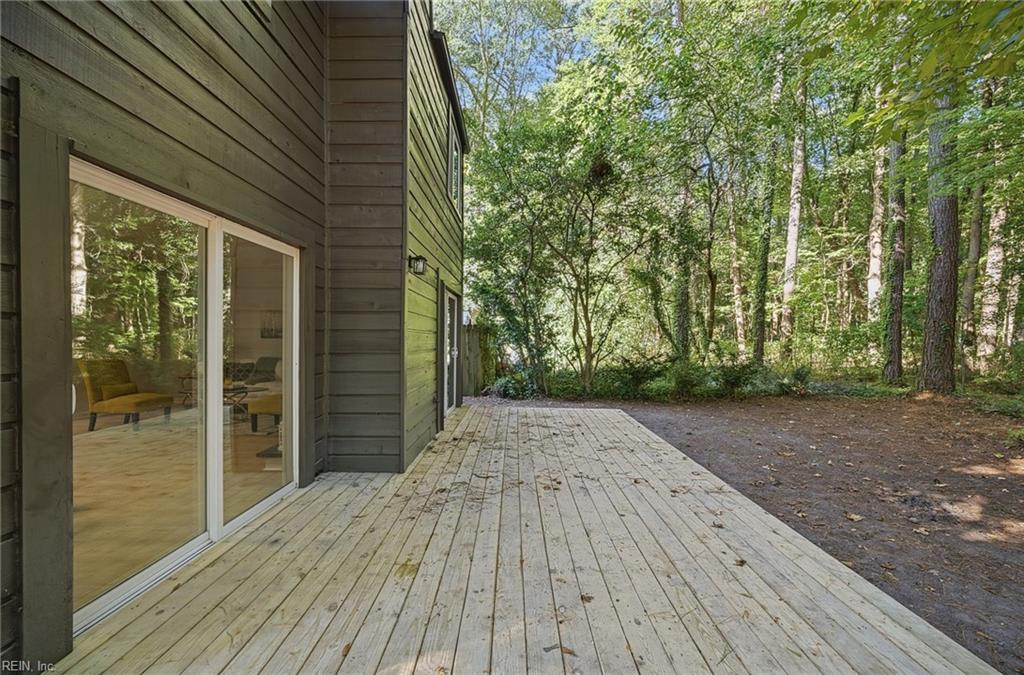 5 Lydney Cir Property Photo 23