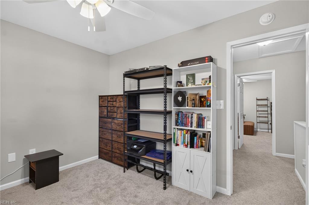 12757 Woodside Ln Property Photo 17