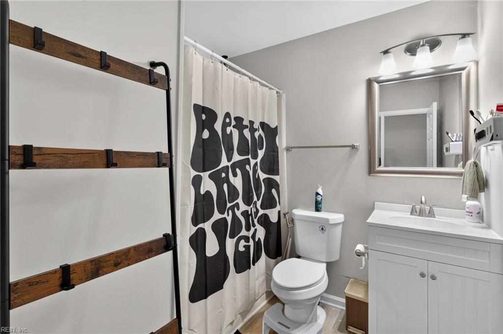 12757 Woodside Ln Property Photo 21