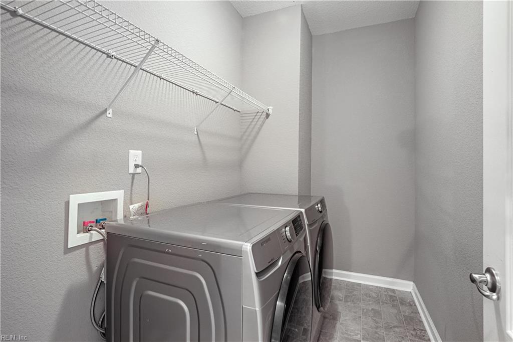211 Fountain Way Property Photo 7