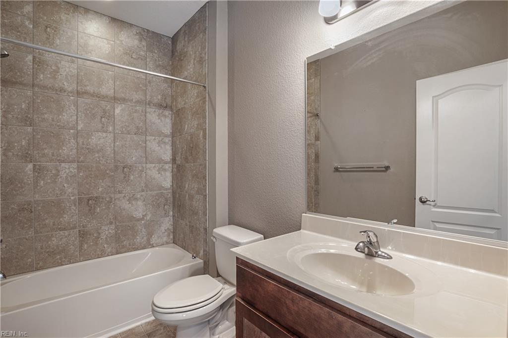 211 Fountain Way Property Photo 9