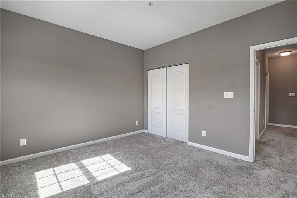211 Fountain Way Property Photo 11