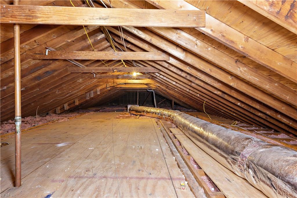 973 Larkaway Ct Property Photo 27