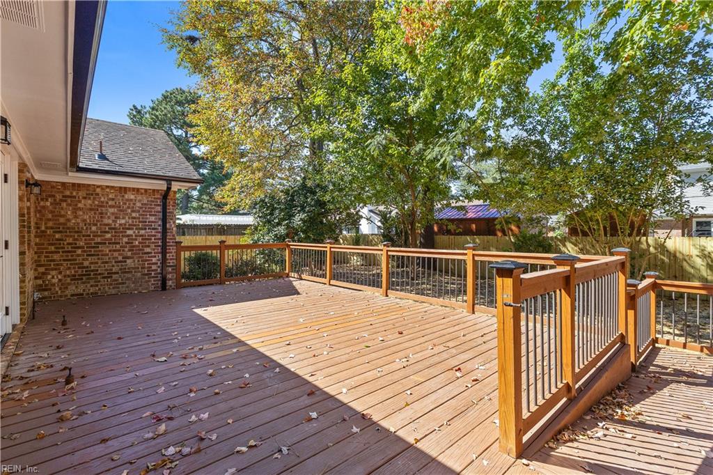 973 Larkaway Ct Property Photo 29