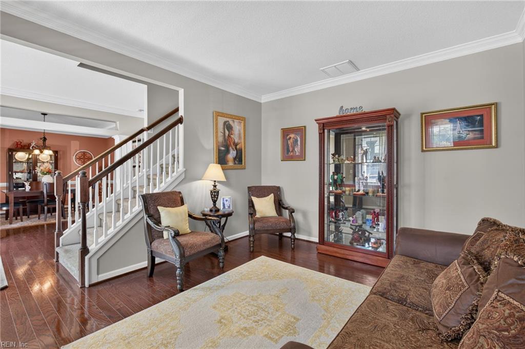 605 Wood Nymph Ln Property Photo 8