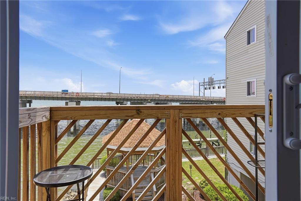 835 Little Bay Ave Property Photo 22