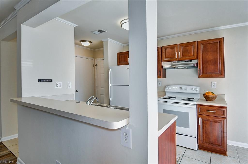 1813 Chantilly Ct Property Photo 16