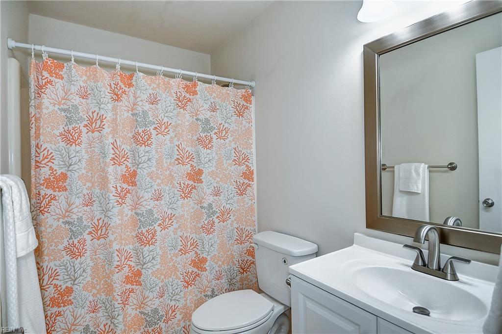1813 Chantilly Ct Property Photo 35