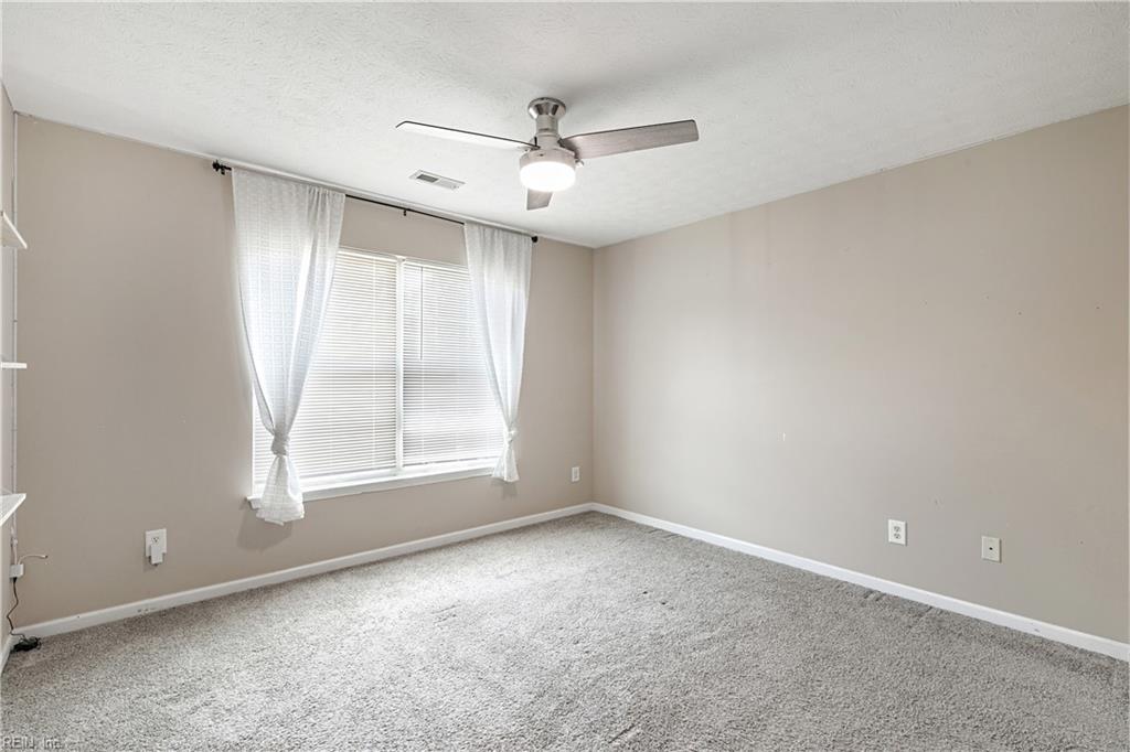 103 Mulberry Ct Property Photo 16