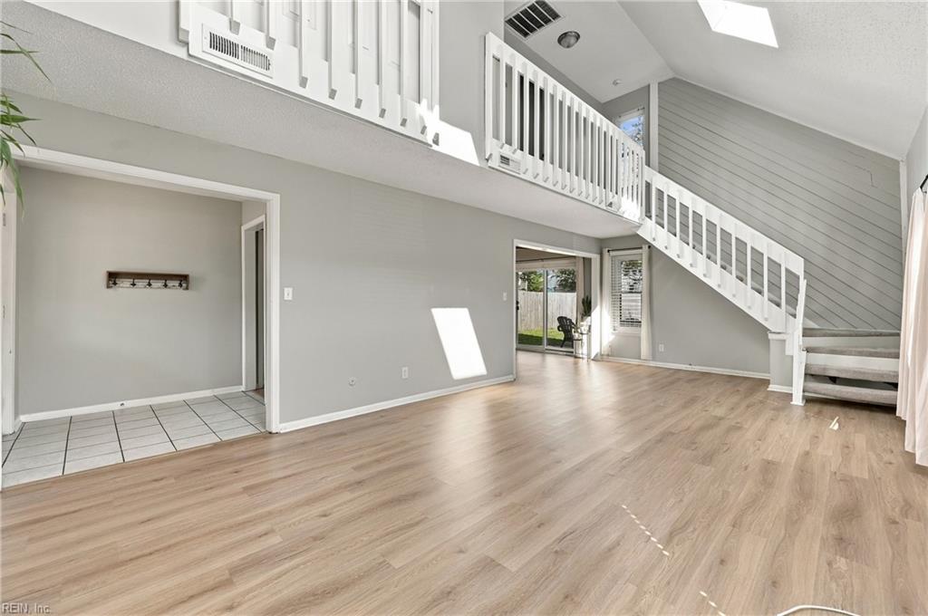 1875 Delaney St Property Photo 11