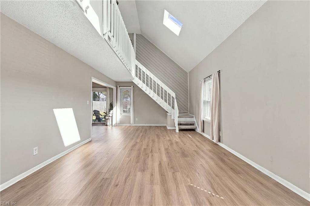 1875 Delaney St Property Photo 12