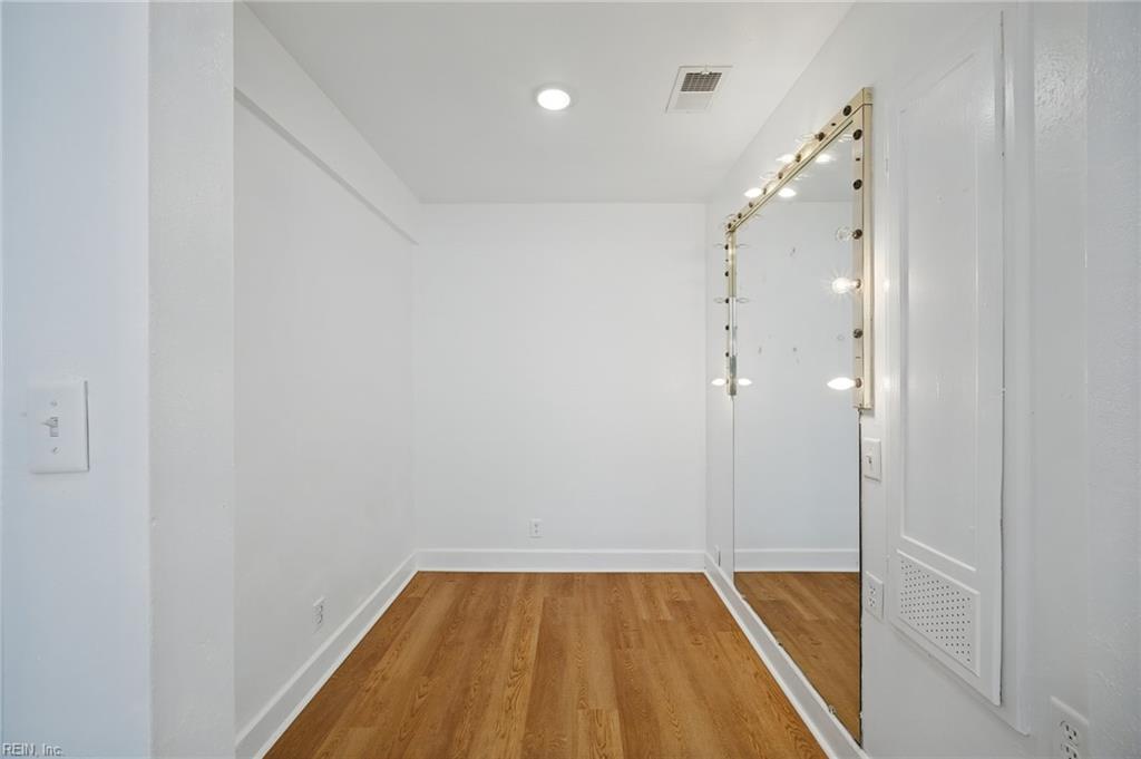 2901 Bainbridge Blvd Property Photo 28
