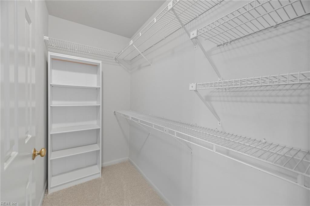 2416 Loran Ct Property Photo 2