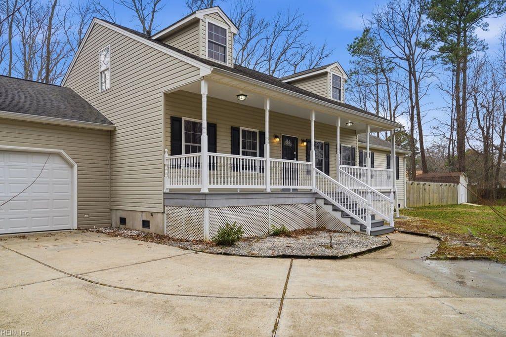 1704 Neptune Dr Property Photo 1