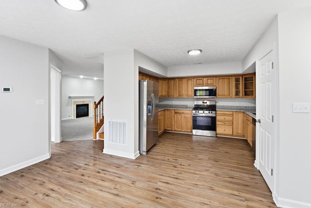 1704 Neptune Dr Property Photo 6