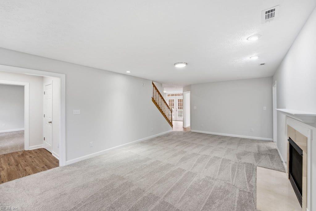 1704 Neptune Dr Property Photo 10