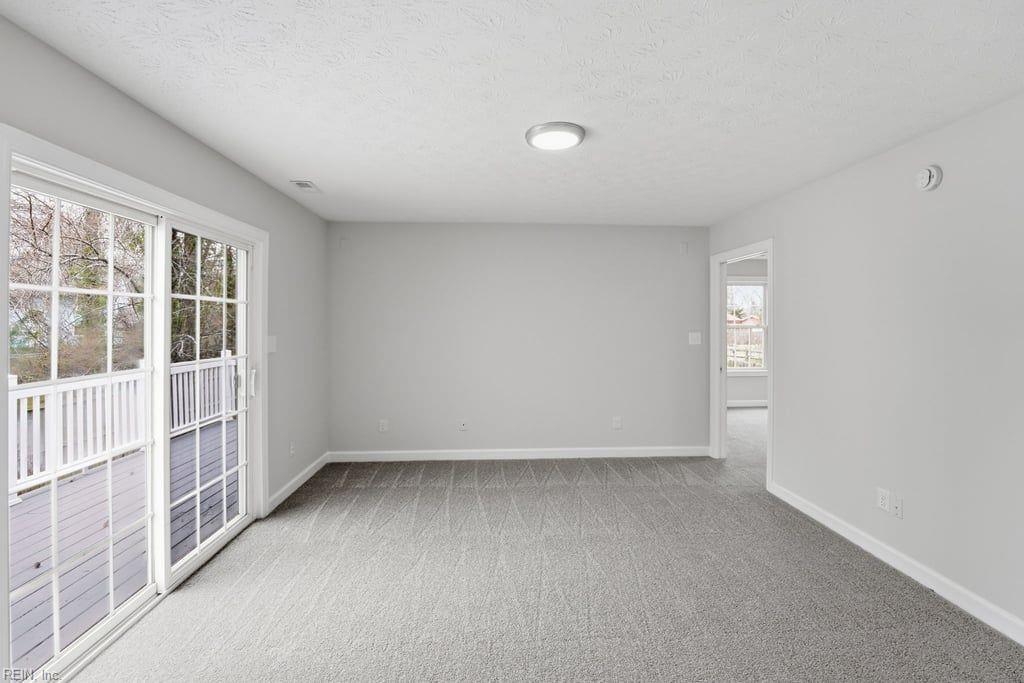 1704 Neptune Dr Property Photo 19