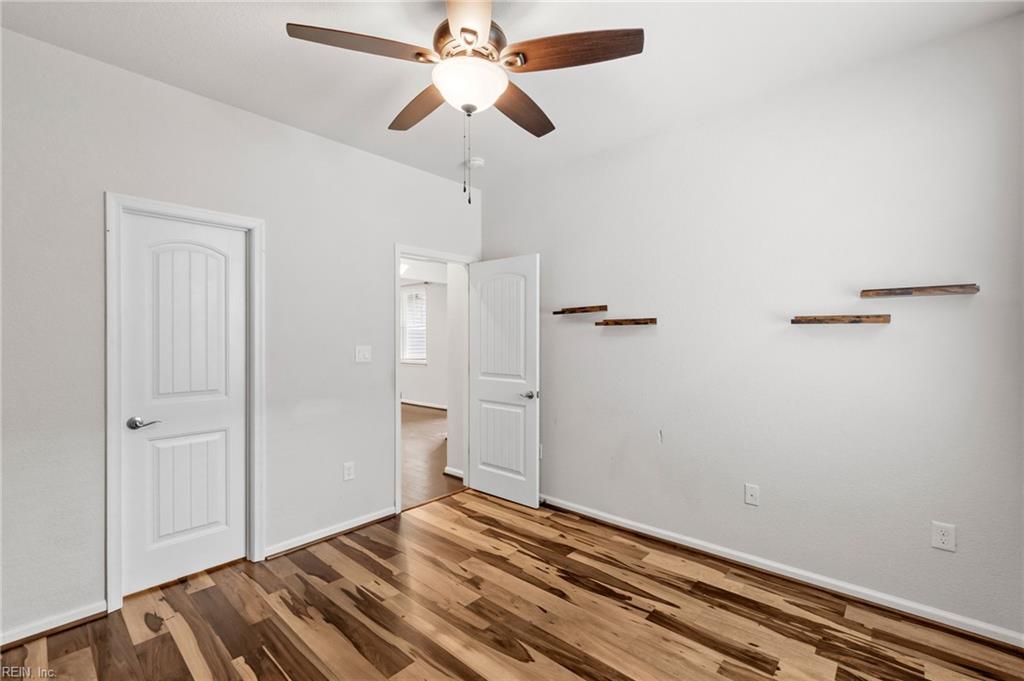 1421 Gemstone Ln Property Photo 12