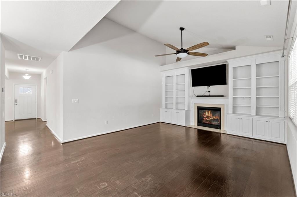 1421 Gemstone Ln Property Photo 33