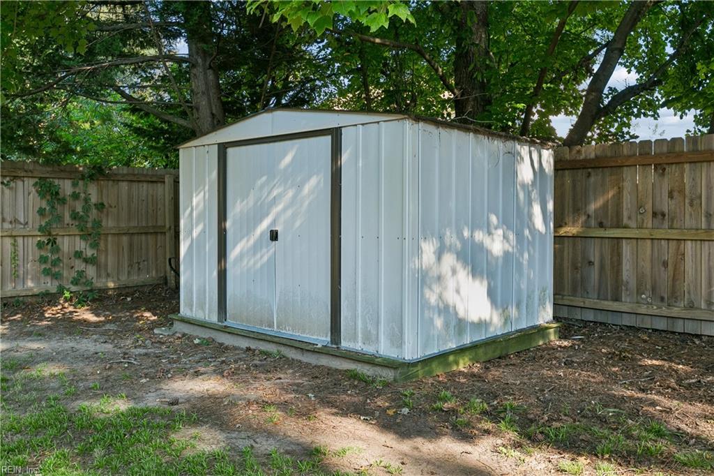 170 Robinhood Ln Property Photo 35
