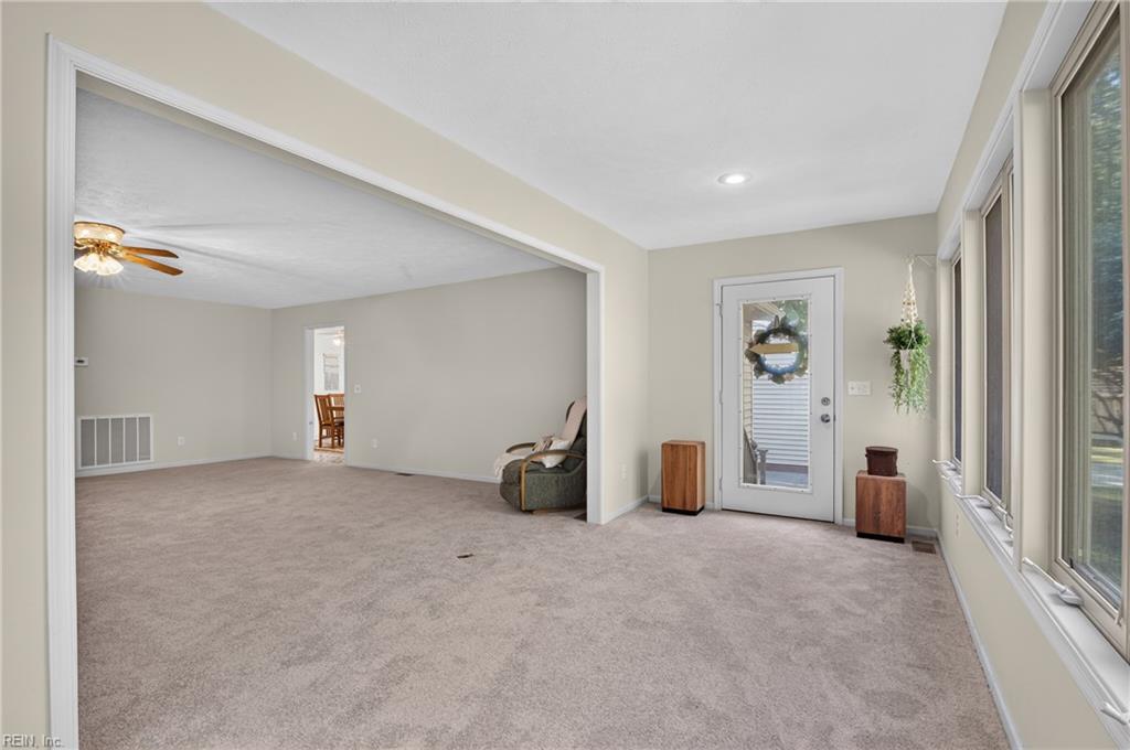 10282 Vidaurri Ln Property Photo 16