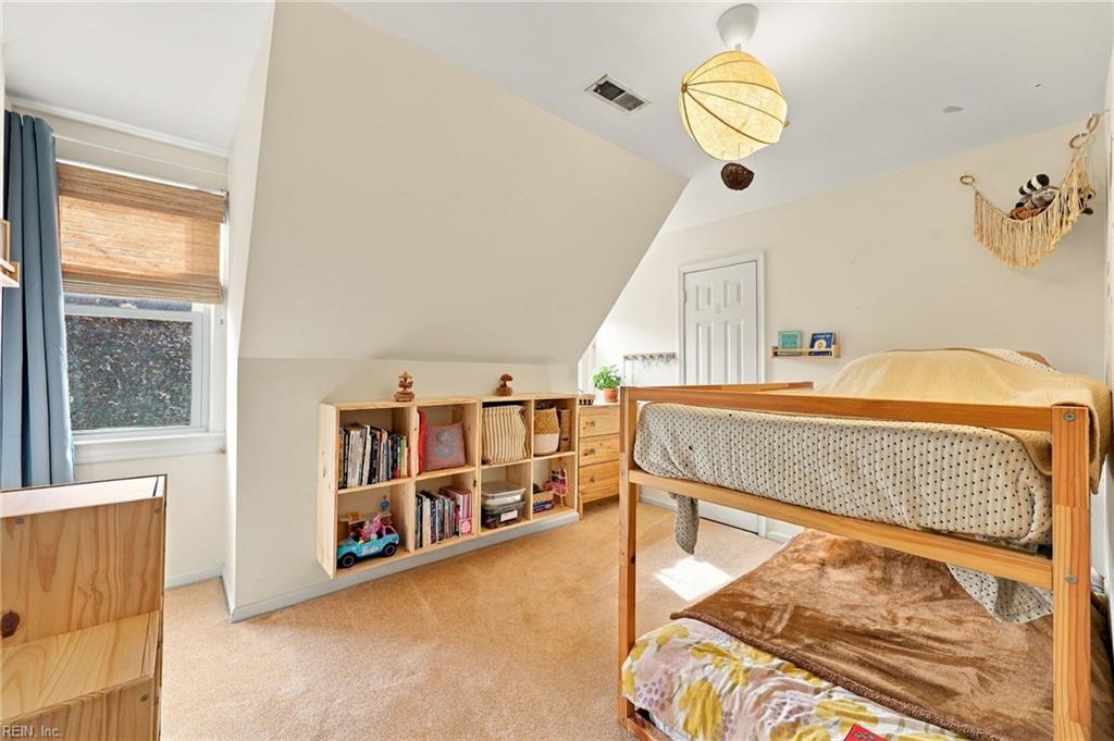 7371 Kirby Cres Property Photo 21