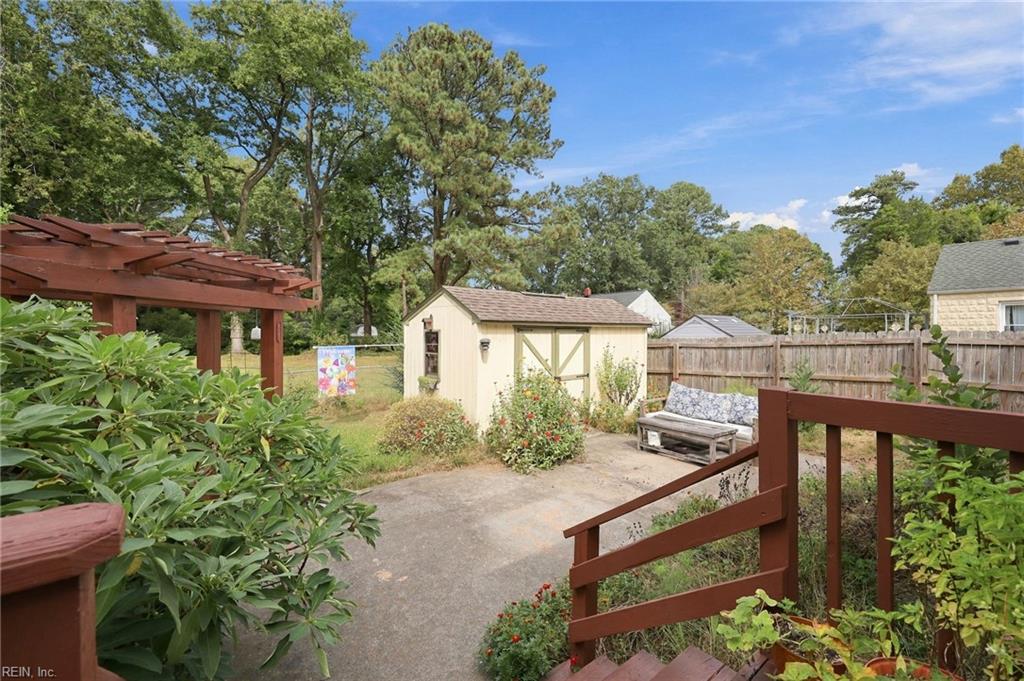 7371 Kirby Cres Property Photo 32