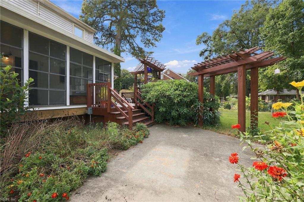 7371 Kirby Cres Property Photo 33