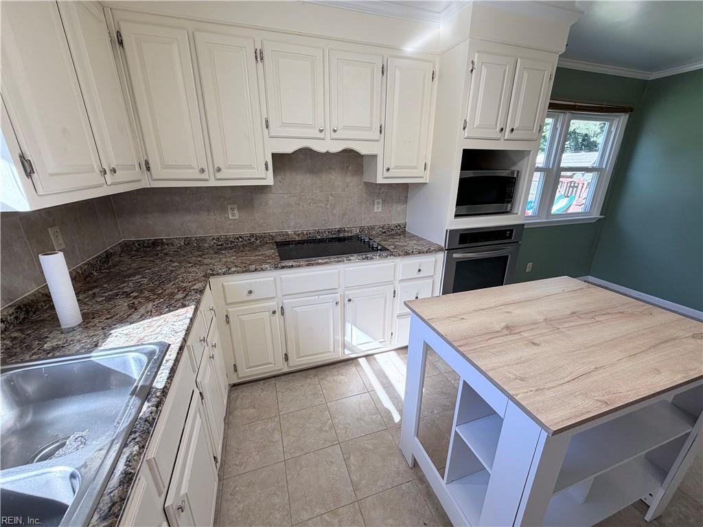 706 Berkshire Rd Property Photo 19