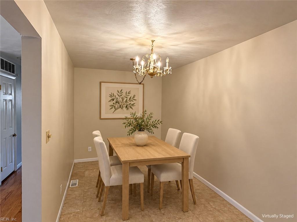 706 Berkshire Rd Property Photo 29