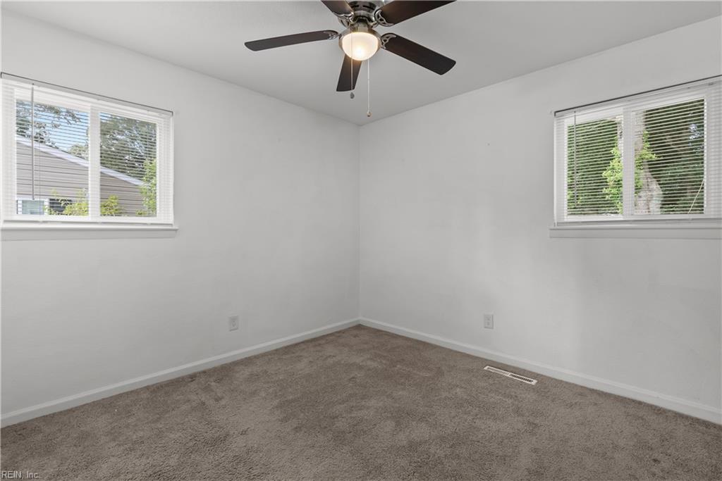 453 Turf Dr Property Photo 21