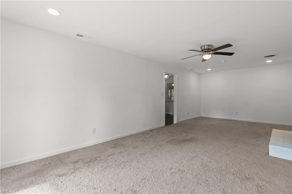 453 Turf Dr Property Photo 27