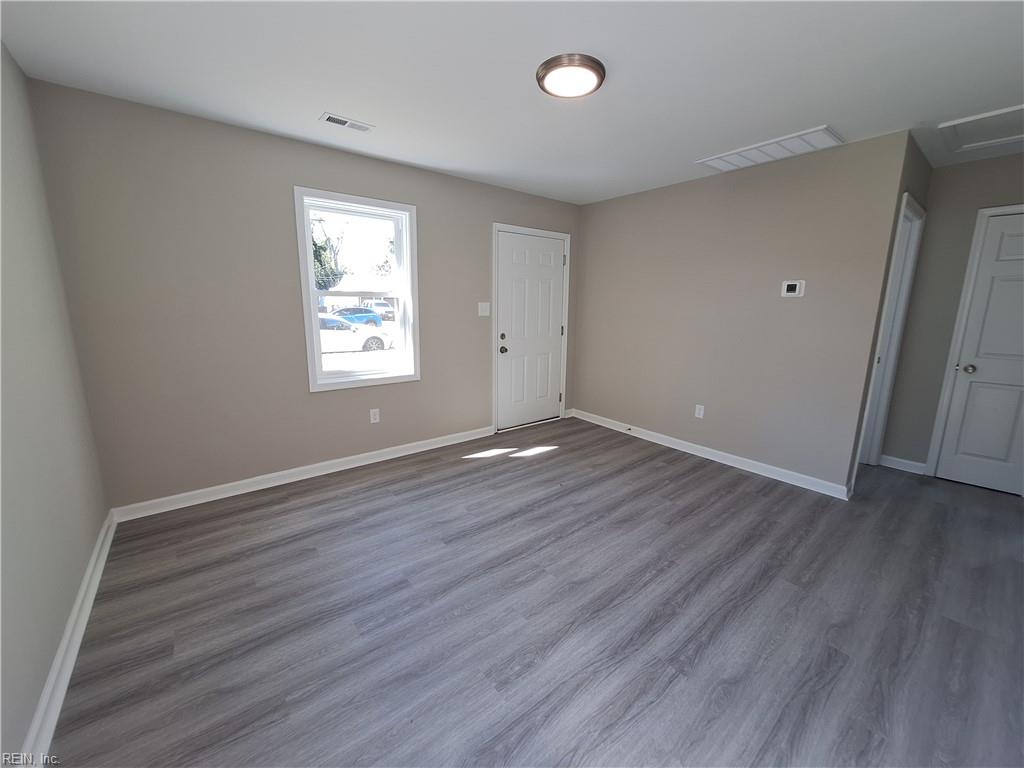 55 Phelps Cir Property Photo 4