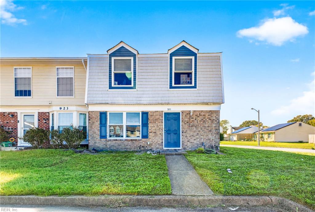 921 Westwind Pl Property Photo 1