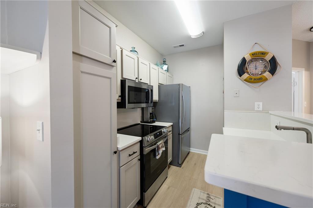 865 Little Bay Ave Property Photo 8
