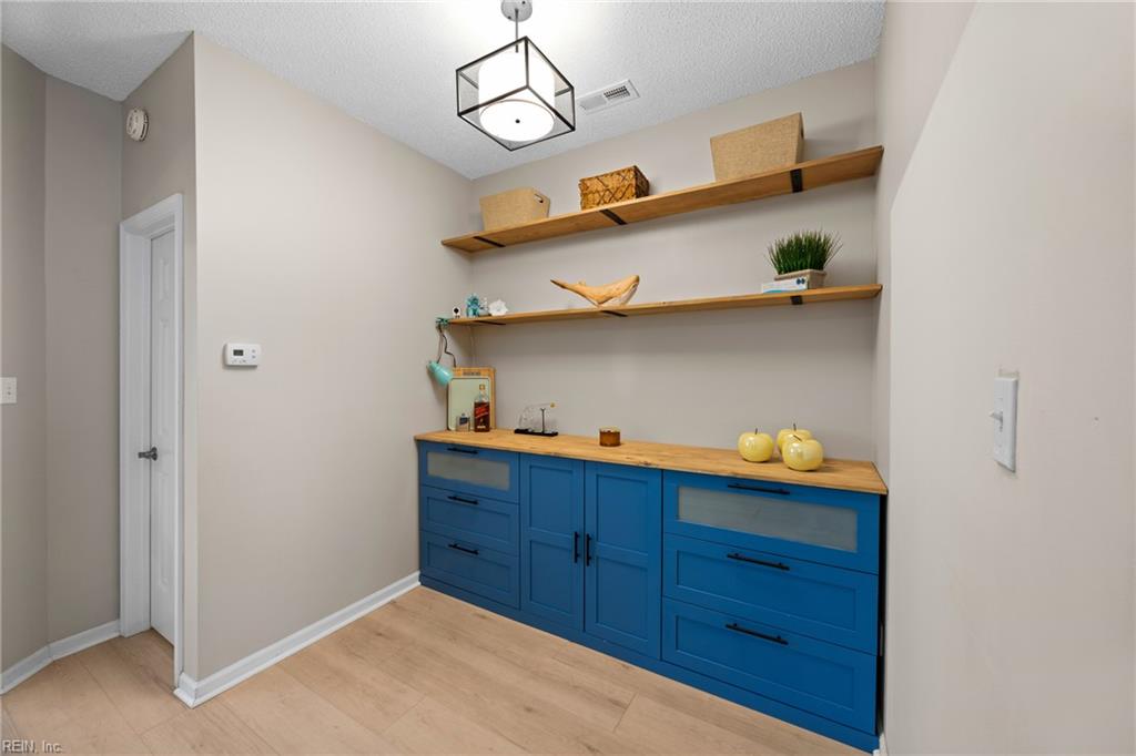 865 Little Bay Ave Property Photo 10