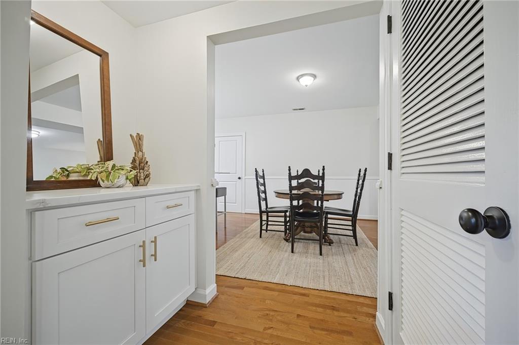 517 25th St Property Photo 11