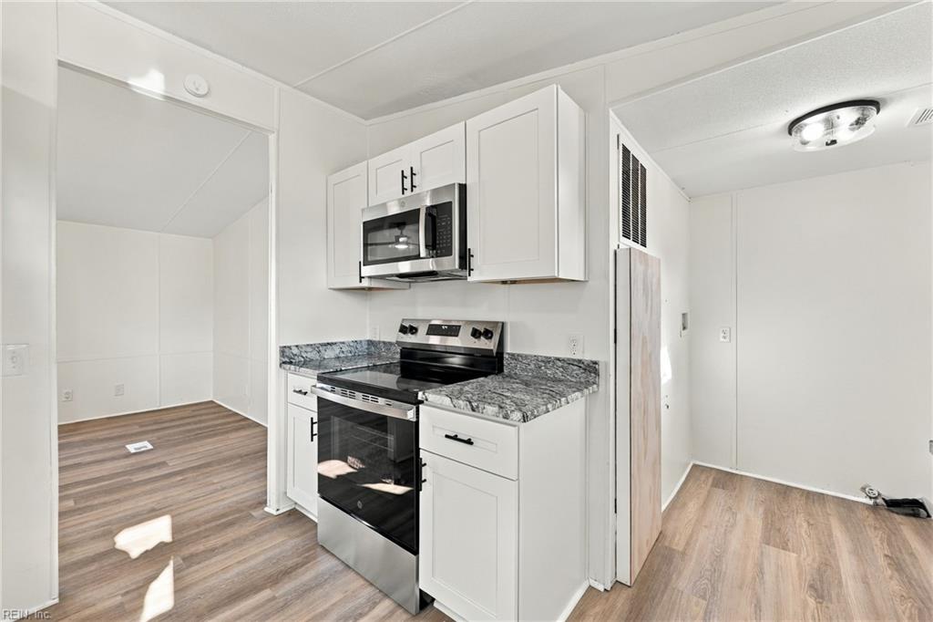 104 Tiff Ln Property Photo 11