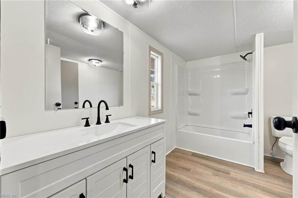 104 Tiff Ln Property Photo 23