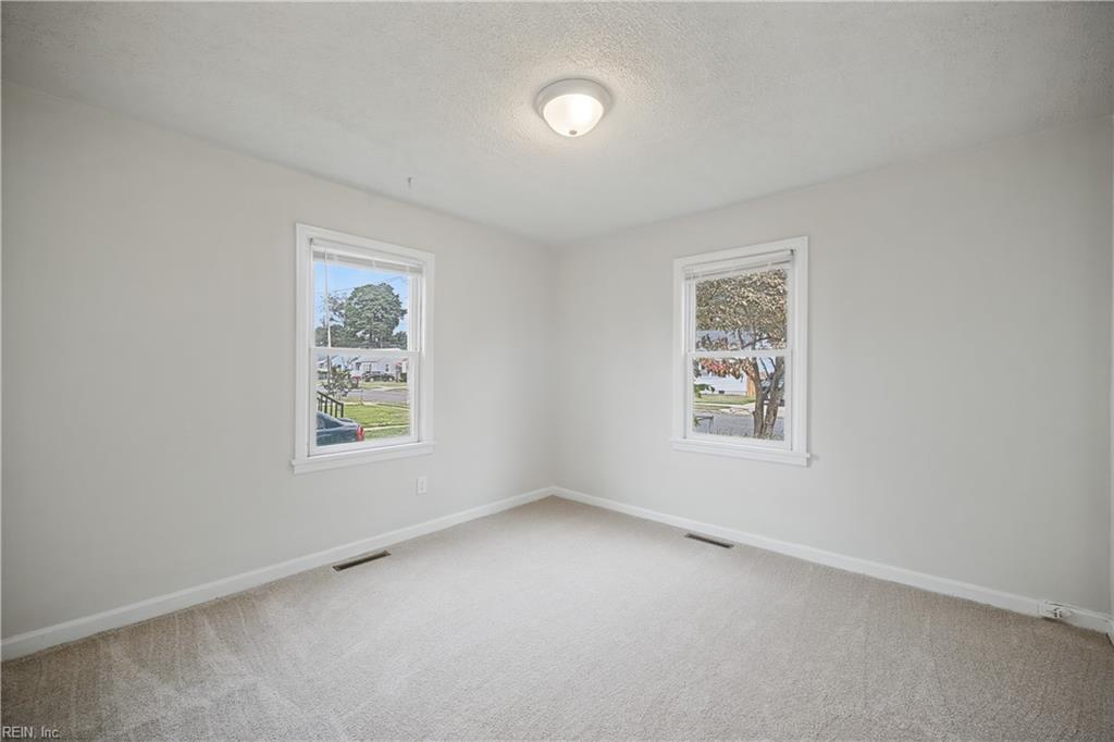 828 Pacific Ave Property Photo 17