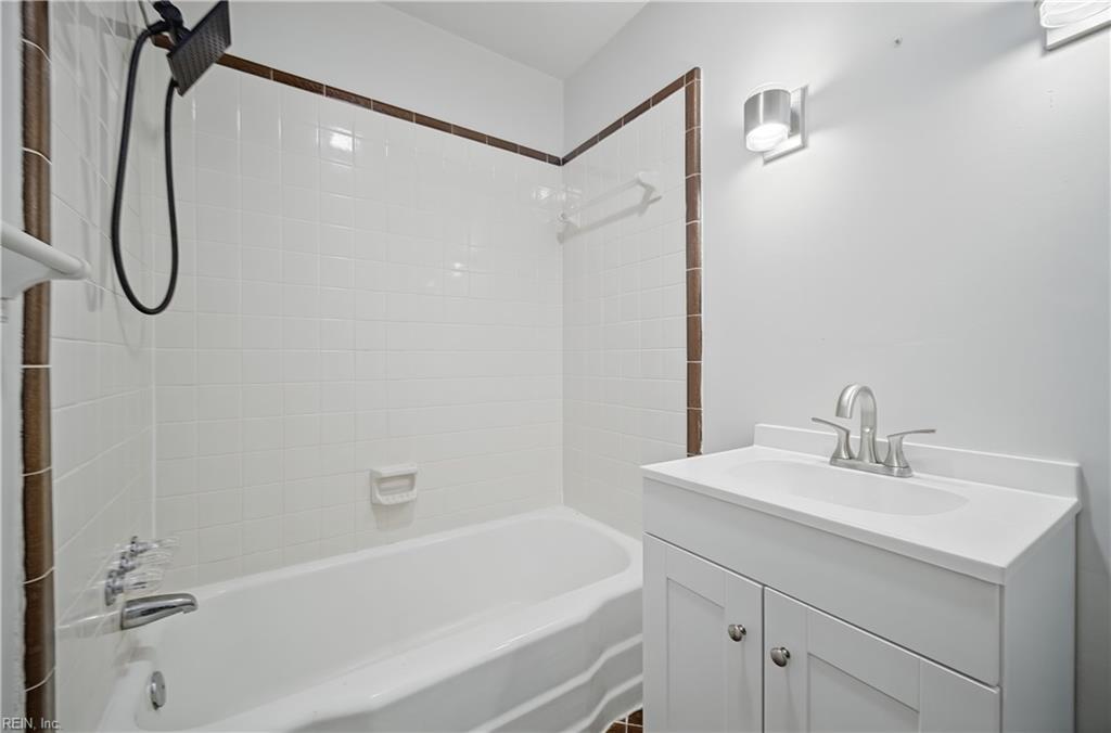 828 Pacific Ave Property Photo 21