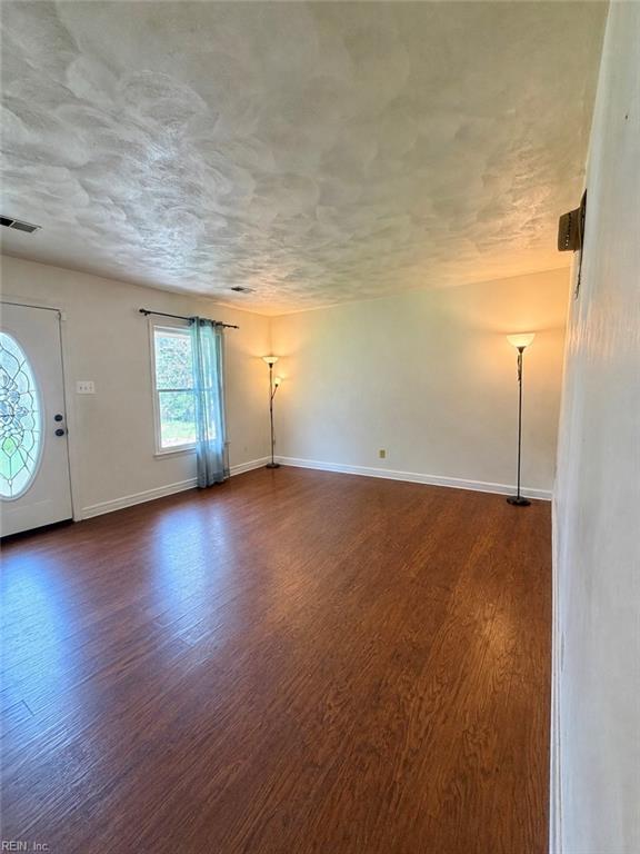 1314 Lawson Cir Property Photo 2