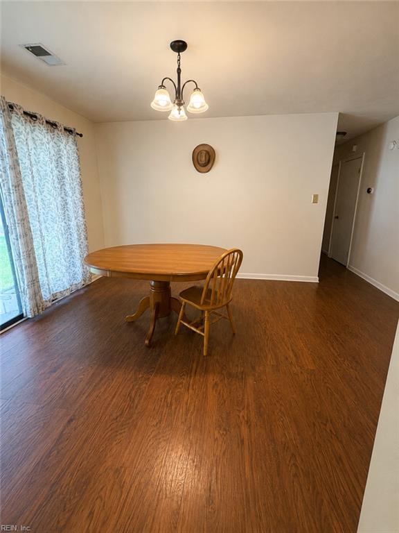 1314 Lawson Cir Property Photo 3
