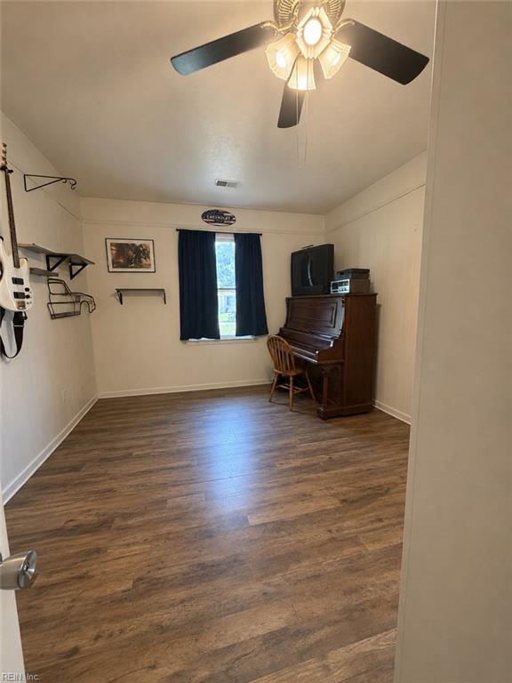 1314 Lawson Cir Property Photo 8