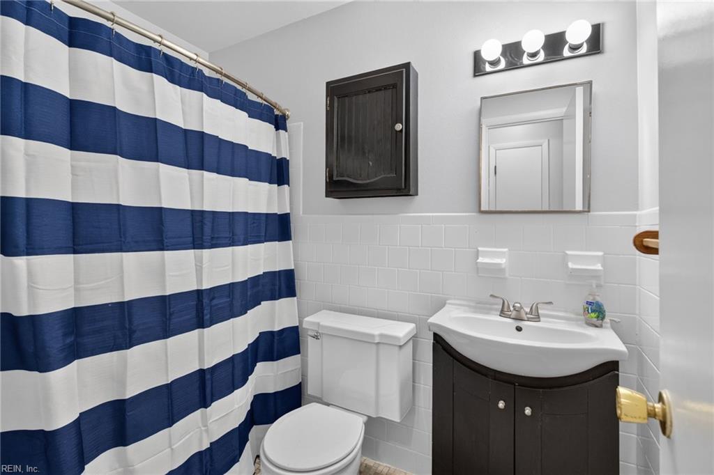 7 Albany Dr Property Photo 16