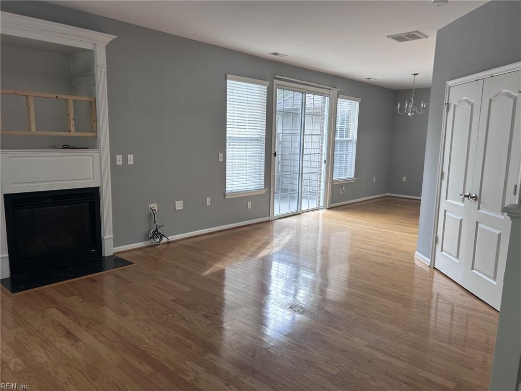 5300 Elston Ln Property Photo 3